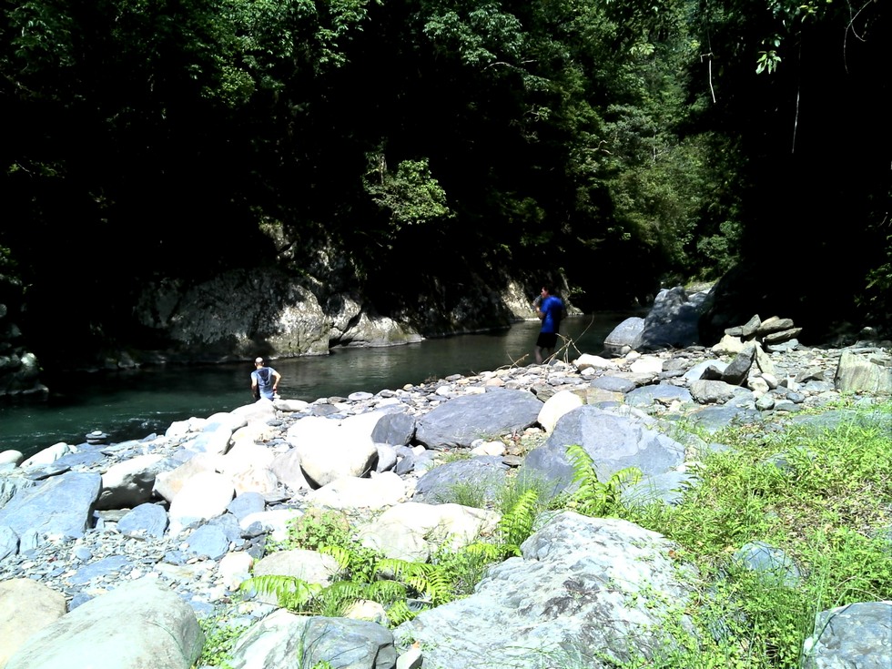 Fushan river trip with Brent DSC00026