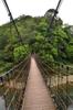 next photo: Stefani on the Kualai suspension bridge 闊瀨吊橋