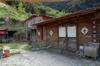 next photo: Bulaku cabins 布拉谷民宿