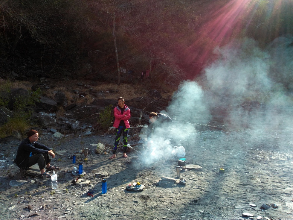 Danda stream 丹大溪 Hot springs survey P_20190302_082952