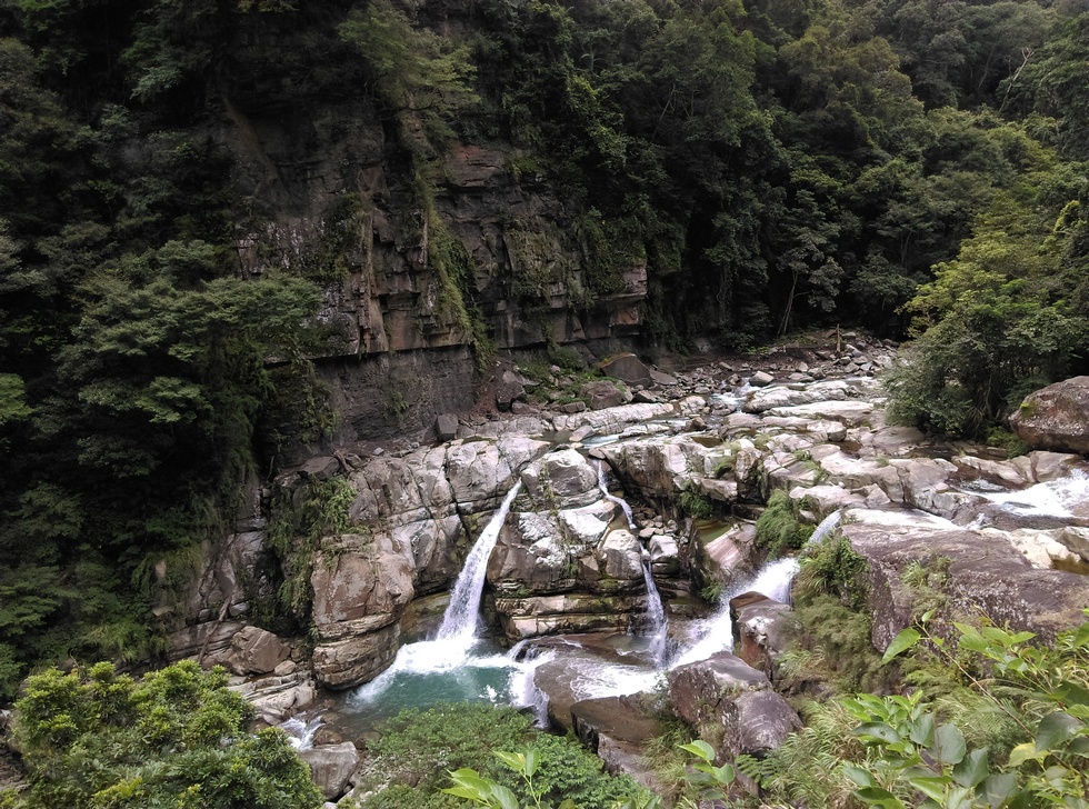 Miaoli 苗栗 Nanzhuang 南庄 streams and waterfalls IMAG6147