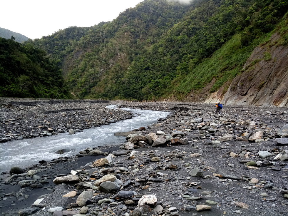 Heping river 和平溪 to Mohen hot springs 莫很溫泉 IMG_20190404_170202_4